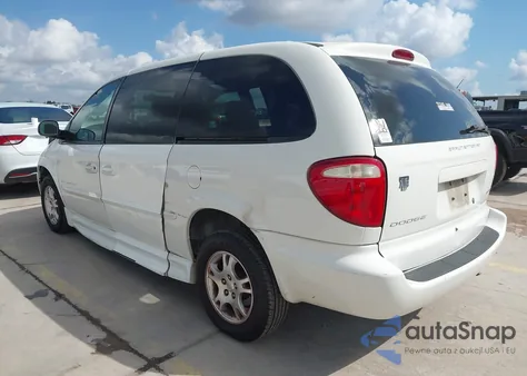 2002 Dodge Grand Caravan Sport z USA, uszkodzony, nr VIN 2B4GP44352R547194